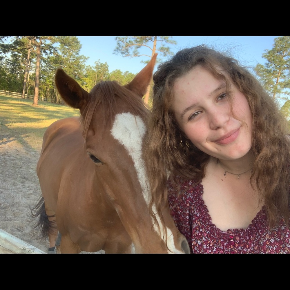 Meet your Posher, Lexie